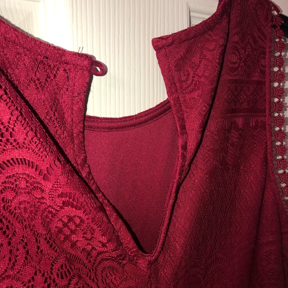 My Michelle Burgundy dress - Picture 5 of 7
